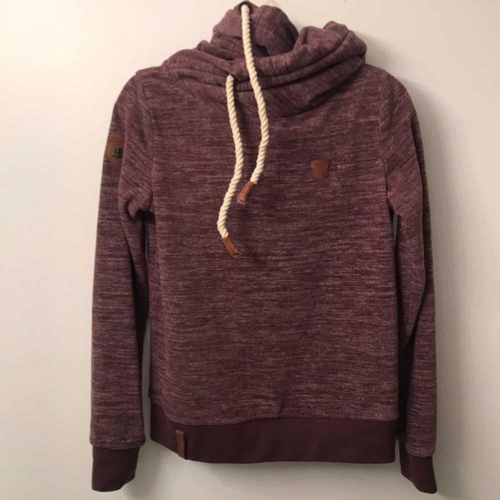 NAKETANO-Woman’s Medium fleece